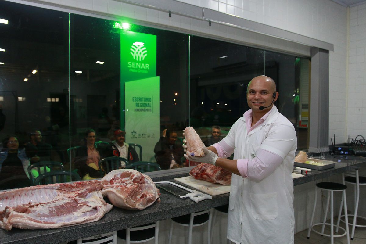 Senar MT promove Vitrine da Carne com degustação gratuita durante a Exposul