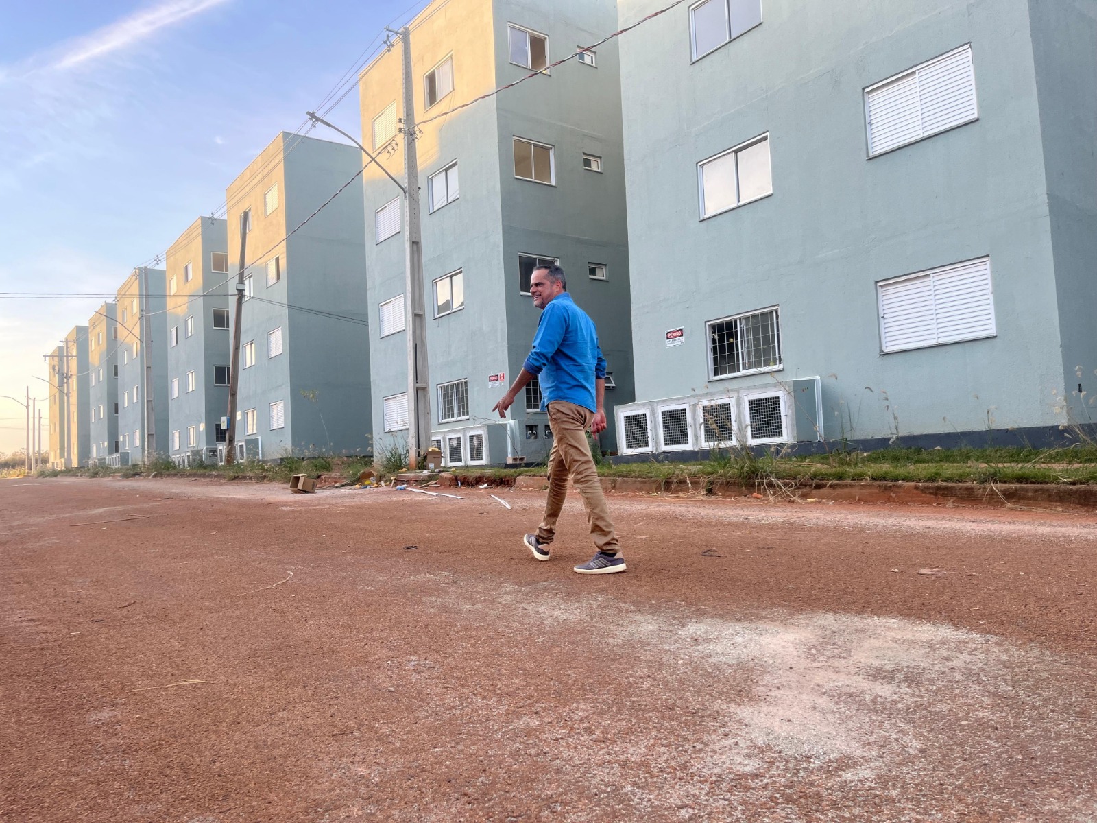 Obras do Celina Bezerra avançam e secretário cobra agilidade na entrega dos apartamentos