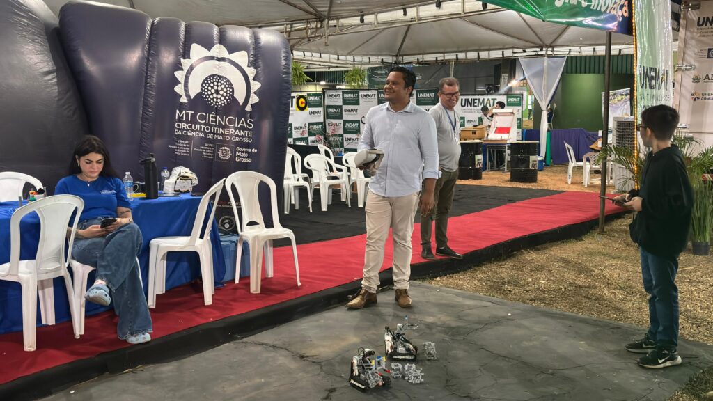 Professor Everton Neves destaca parceria entre UNEMAT e SECITECI na Exposul 2025