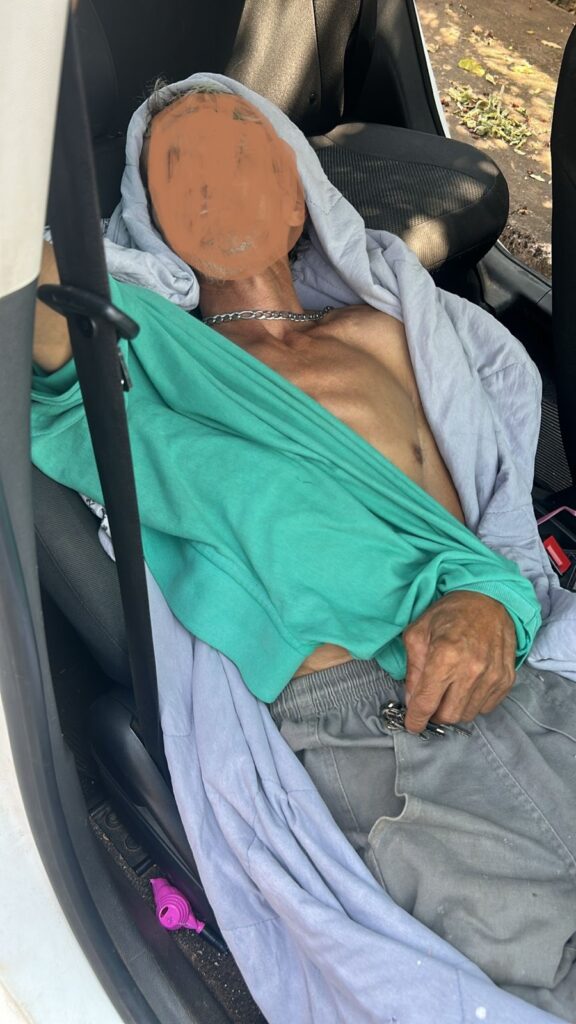 Idoso é encontrado em estado crítico e vizinhos relatam recusa de atendimento pelo SAMU