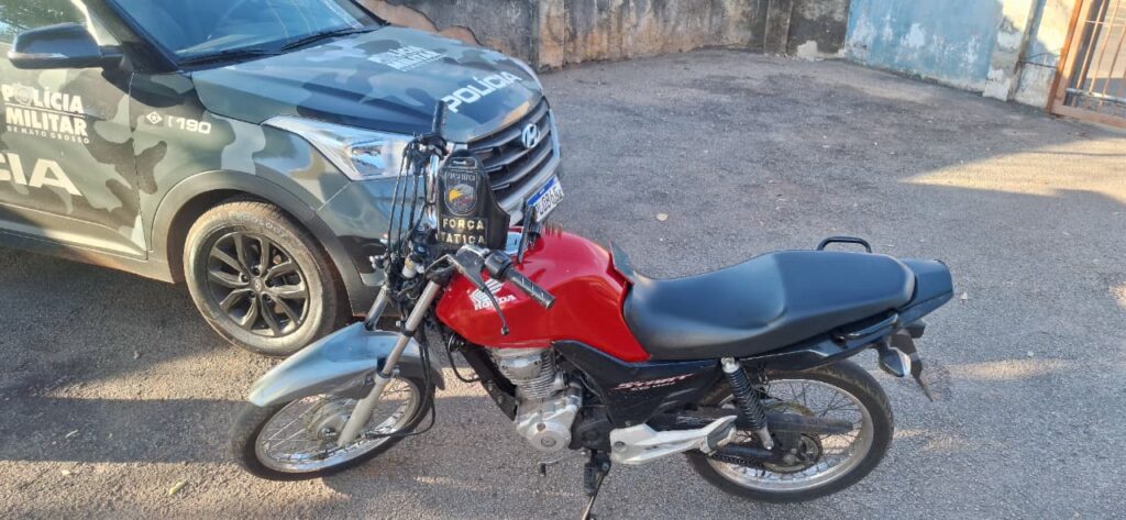 PM prende suspeito de tentativa de roubo e recupera moto furtada em Rondonópolis
